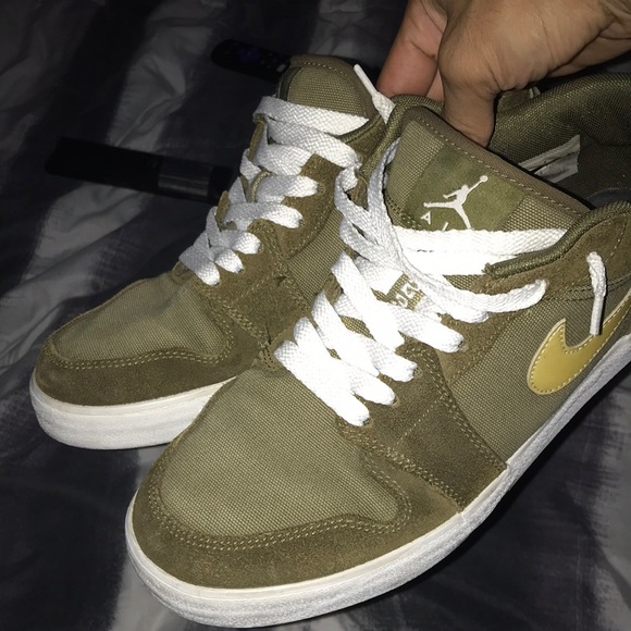 buy used air jordans